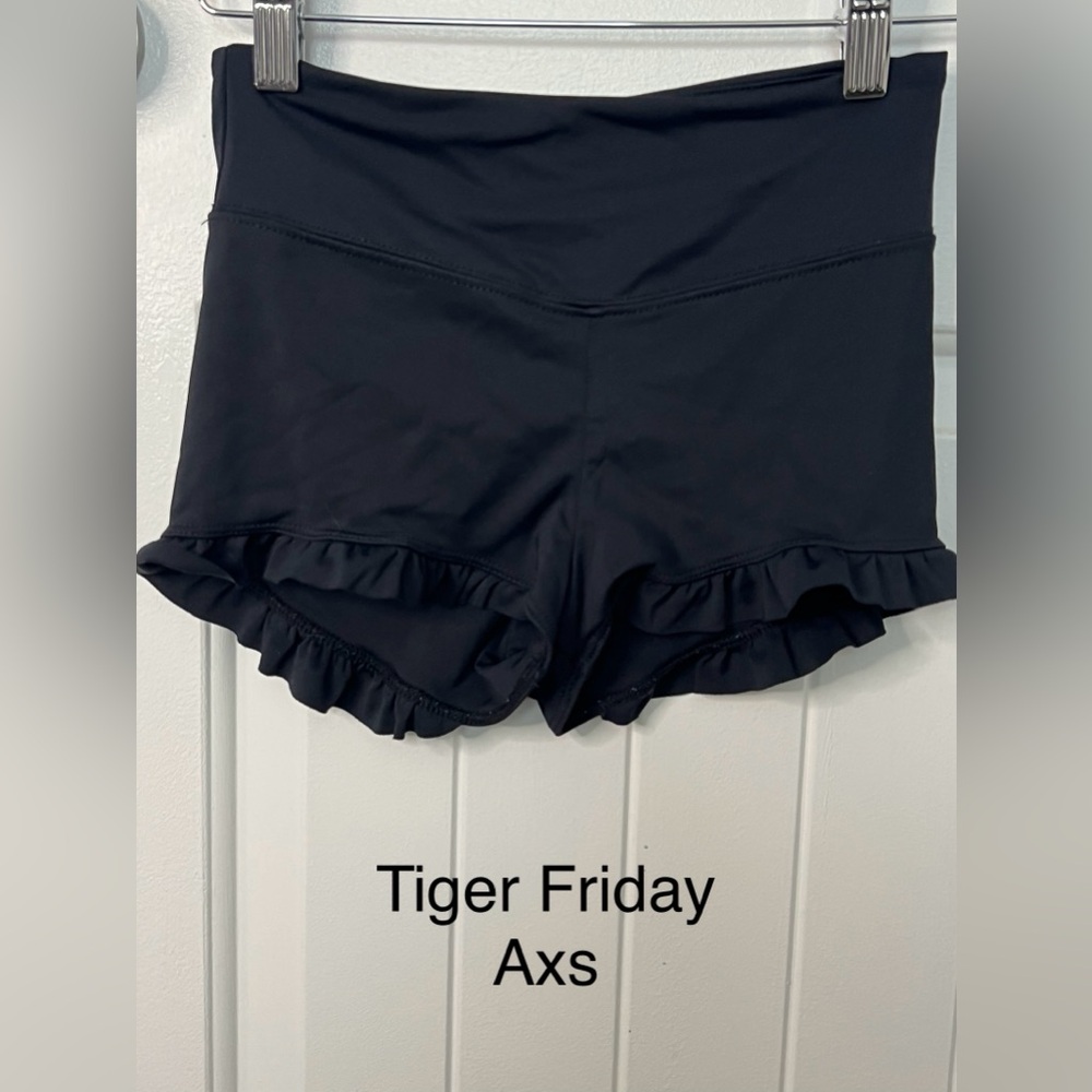 Tiger Friday Women's Black Ruffle Shorts